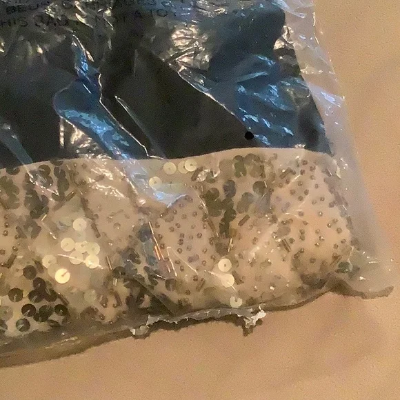 Sequin top Velvet bottom  Dress size varies (10 & 12) Brand New - Picture 7 of 7